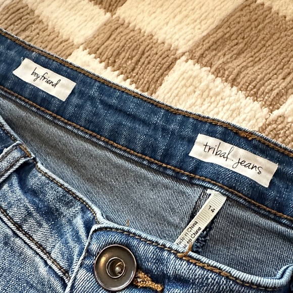 Tribal jeans boyfriend cut Floral Embroidered Straight Leg Jeans - Picture 3 of 11